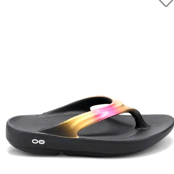 OOFOS | Shoes | Nwt Oofos 7 Womens Rose Gold Sandals | Poshmark